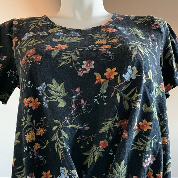 Alkamy Black Flutter Sleeve Tee - Picture 2 of 9